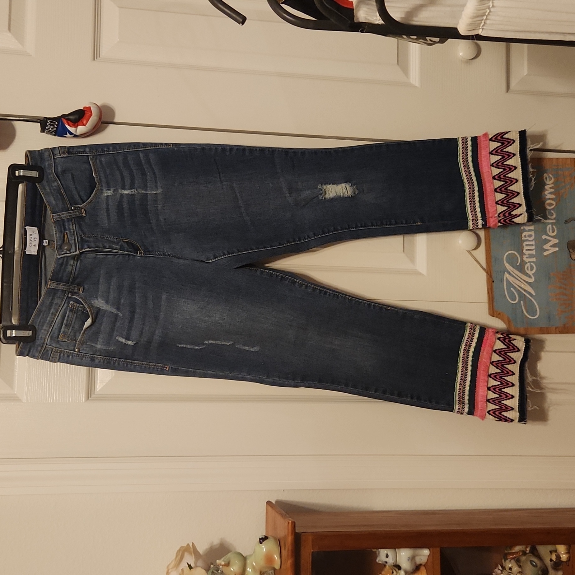 Crown And Ivy Capri Jeans